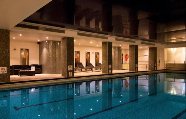HOLIDAY INN LONDON KENSINGTON HIGH STREET ****