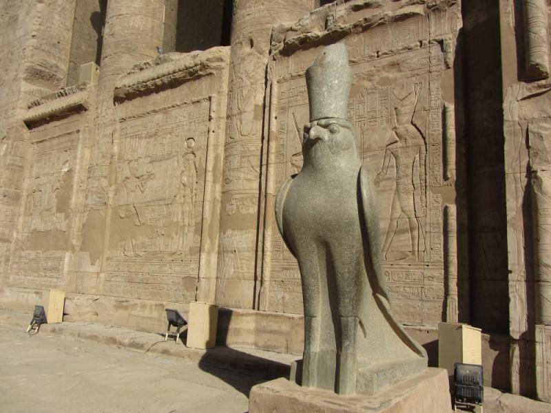 JOUR 7 : ASSOUAN - ABOU SIMBEL (croisière Lac Nasser) 🟠VOYAGE🟠