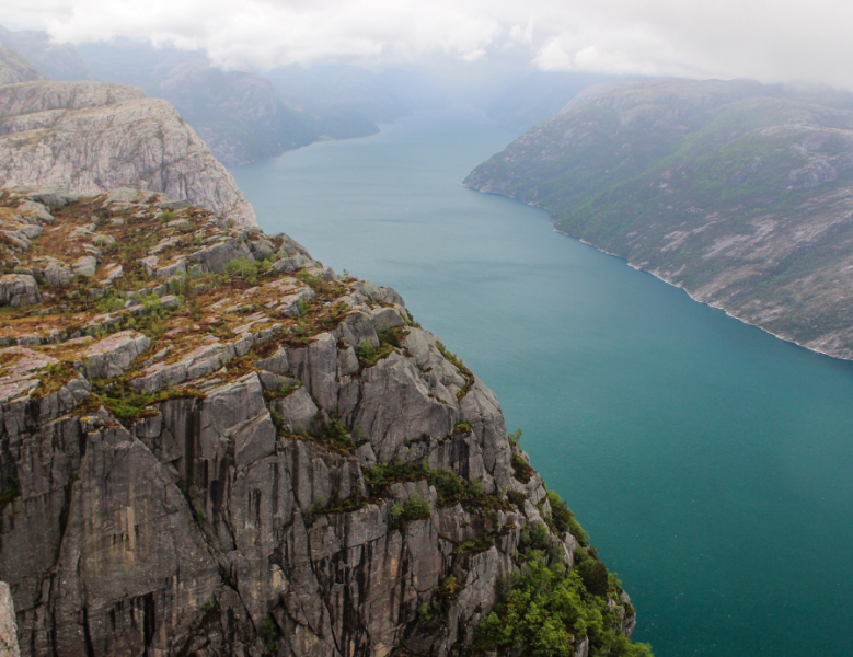JOUR 7 : STAVANGER / CROISIÈRE SUR LE LYSEFJORD & PREIKESTOLEN