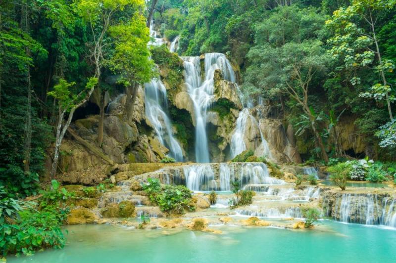 JOUR 5 : LUANG PRABANG - CASCADES DE KOUANG SI – BACI 