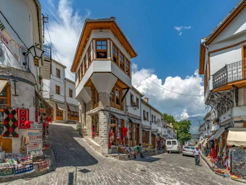 JOUR 5 : SARANDA / GJIROKASTRA / BERAT