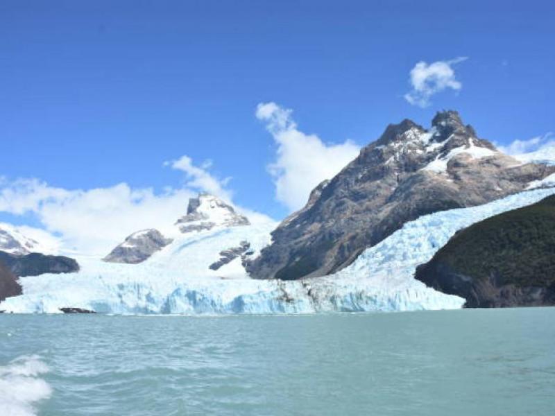 JOUR 4 : CROISIERE SUR LE LAC ARGENTIN