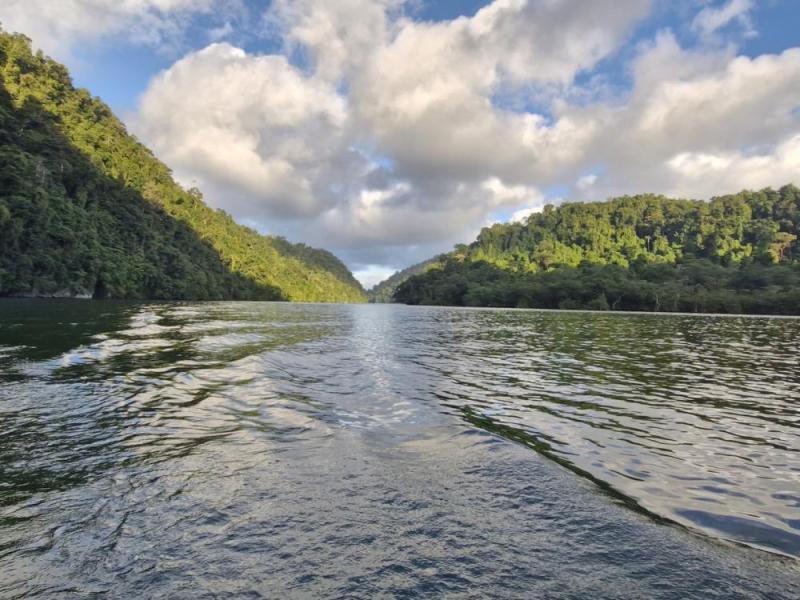 JOUR 5 : JOURNEE LE LONG DU FLEUVE RIO DULCE 💚
